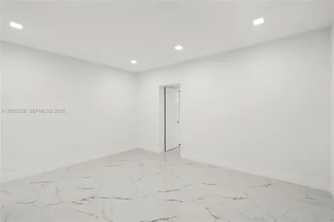 112 E 1st Court Miami Beach FL 33139