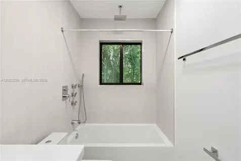 112 E 1st Court Miami Beach FL 33139