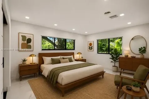 112 E 1st Court Miami Beach FL 33139