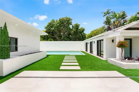 112 E 1st Court Miami Beach FL 33139