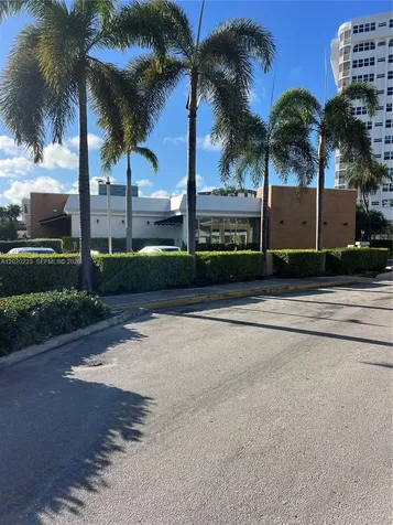 Hallandale Beach FL 33009