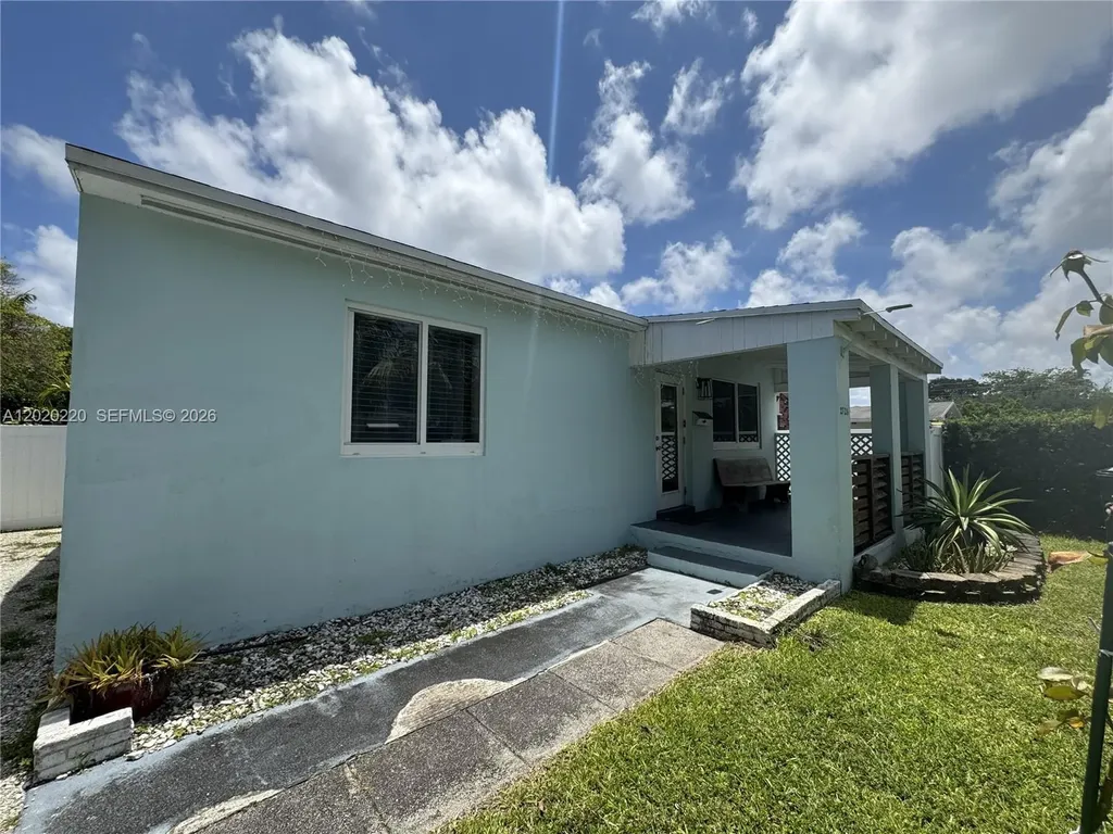2726 Taylor Street Hollywood FL 33020