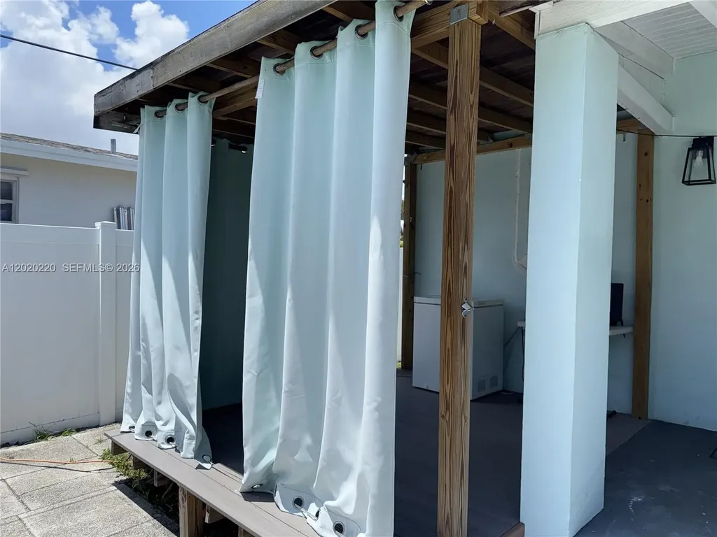 2726 Taylor Street Hollywood FL 33020