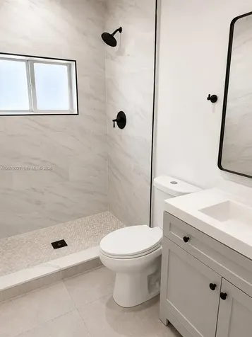 1733 NW 16th Street Miami FL 33125