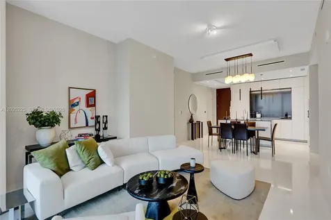300 Biscayne Boulevard Way Miami FL 33131