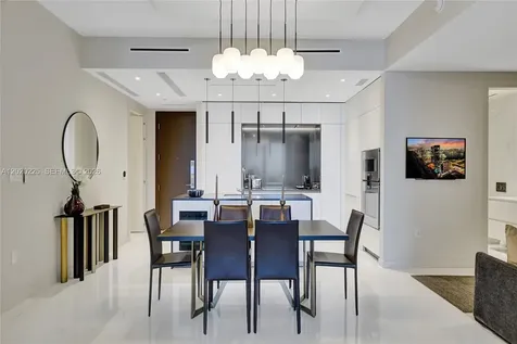 300 Biscayne Boulevard Way Miami FL 33131
