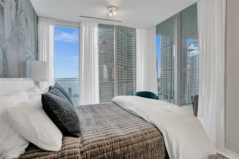 300 Biscayne Boulevard Way Miami FL 33131