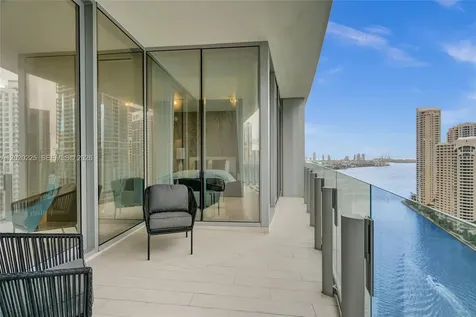 300 Biscayne Boulevard Way Miami FL 33131