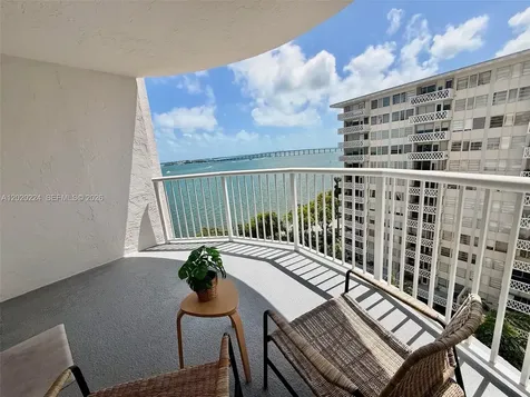 1420 Brickell Bay Drive Miami FL 33131
