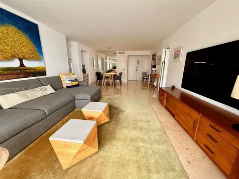 1420 Brickell Bay Drive Miami FL 33131