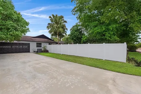 23595 SW 152nd Avenue Homestead FL 33032