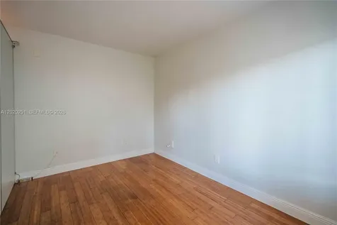 7325 Carlyle Avenue Miami Beach FL 33141