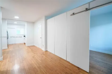 7325 Carlyle Avenue Miami Beach FL 33141
