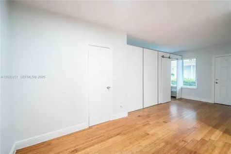 7325 Carlyle Avenue Miami Beach FL 33141