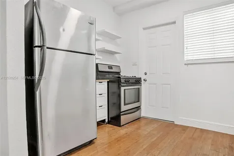 7325 Carlyle Avenue Miami Beach FL 33141