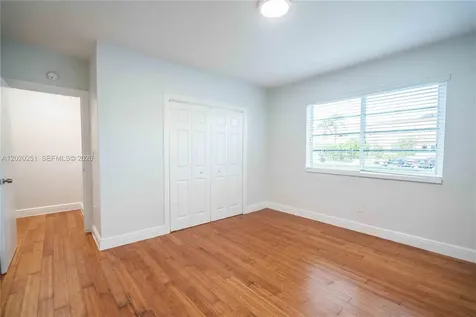 7325 Carlyle Avenue Miami Beach FL 33141