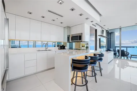 6899 Collins Avenue Miami Beach FL 33141