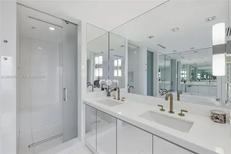 6899 Collins Avenue Miami Beach FL 33141