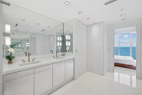 6899 Collins Avenue Miami Beach FL 33141