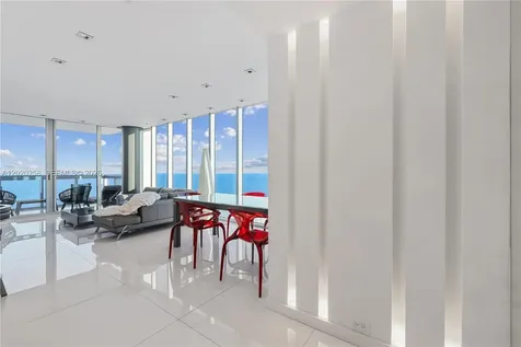 6899 Collins Avenue Miami Beach FL 33141