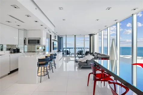 6899 Collins Avenue Miami Beach FL 33141