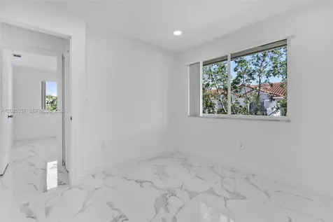 10245 SW 154th Place Miami FL 33196