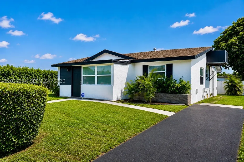 2614 NW 25th Street Fort Lauderdale FL 33311