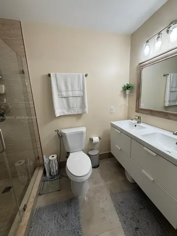 6950 NW 173rd Drive Hialeah FL 33015