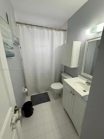 6950 NW 173rd Drive Hialeah FL 33015