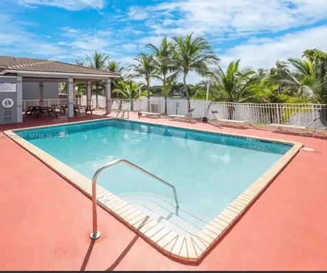 6950 NW 173rd Drive Hialeah FL 33015