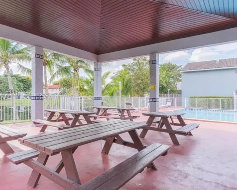 6950 NW 173rd Drive Hialeah FL 33015
