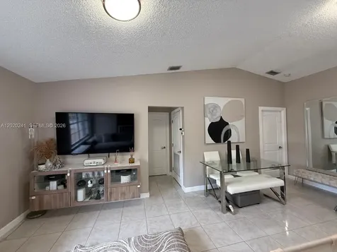 6950 NW 173rd Drive Hialeah FL 33015