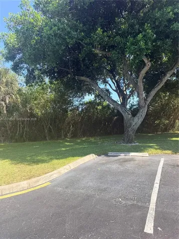 588 Trace Circle Deerfield Beach FL 33441