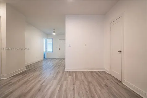 7325 Carlyle Avenue Miami Beach FL 33141