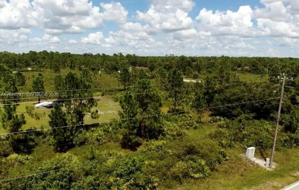 303 E 10th Street Other City - In The State Of Florida FL 33972
