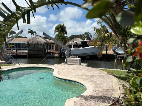 842 Argonaut Isle Dania Beach FL 33004