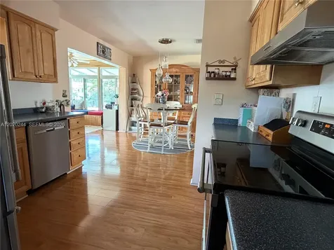 842 Argonaut Isle Dania Beach FL 33004