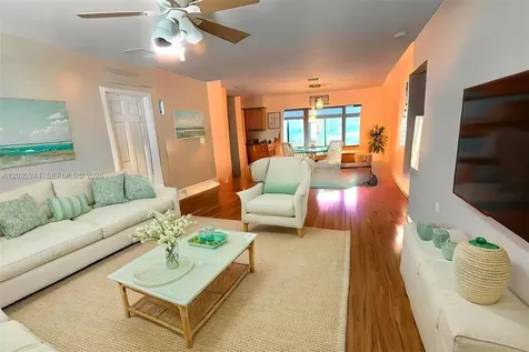 842 Argonaut Isle Dania Beach FL 33004