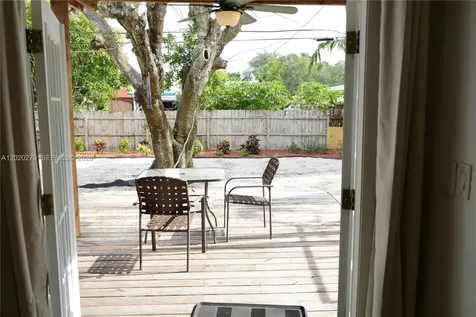 200 NW 51st Court Oakland Park FL 33309