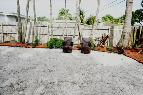 200 NW 51st Court Oakland Park FL 33309