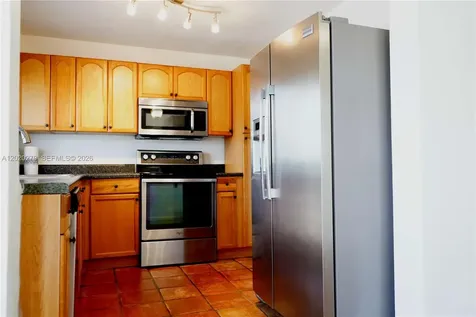 200 NW 51st Court Oakland Park FL 33309
