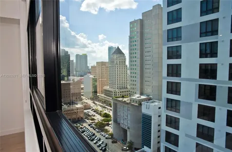 225 N Miami Avenue Miami FL 33128