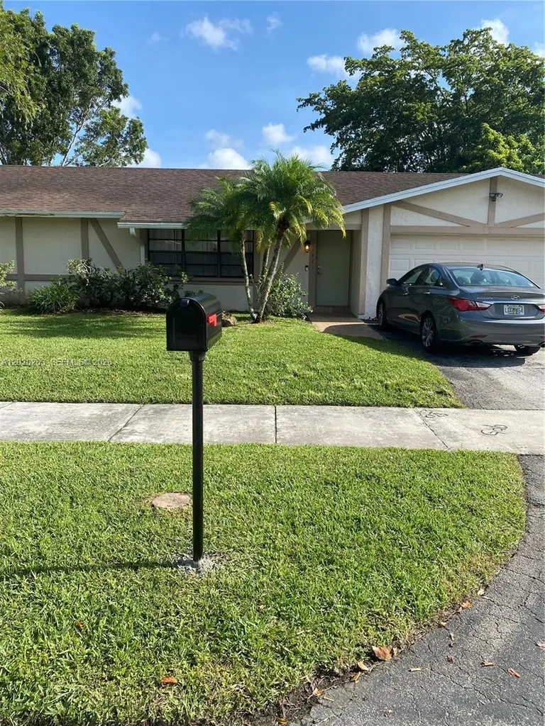 11411 SW 114th Street Miami FL 33176
