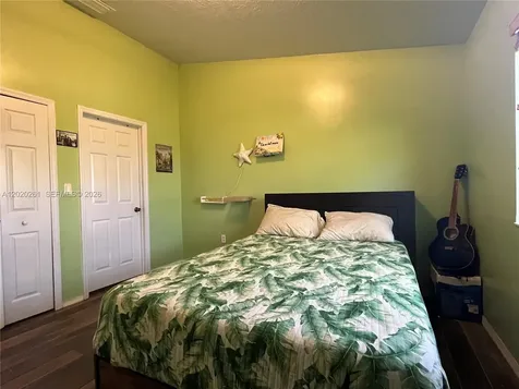 22731 SW 88th Place Cutler Bay FL 33190