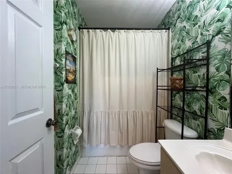 22731 SW 88th Place Cutler Bay FL 33190