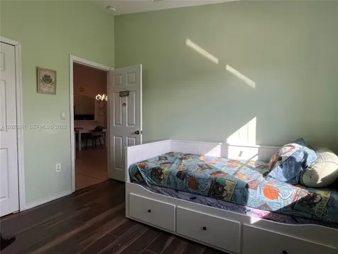 22731 SW 88th Place Cutler Bay FL 33190