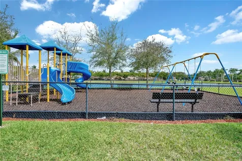 22731 SW 88th Place Cutler Bay FL 33190