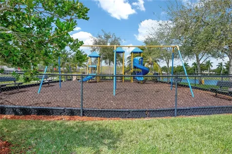 22731 SW 88th Place Cutler Bay FL 33190