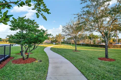 22731 SW 88th Place Cutler Bay FL 33190