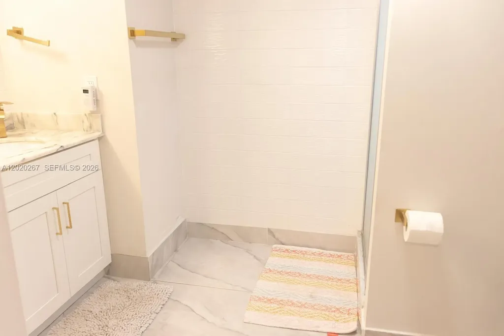 2200 S Cypress Bend Drive Pompano Beach FL 33069